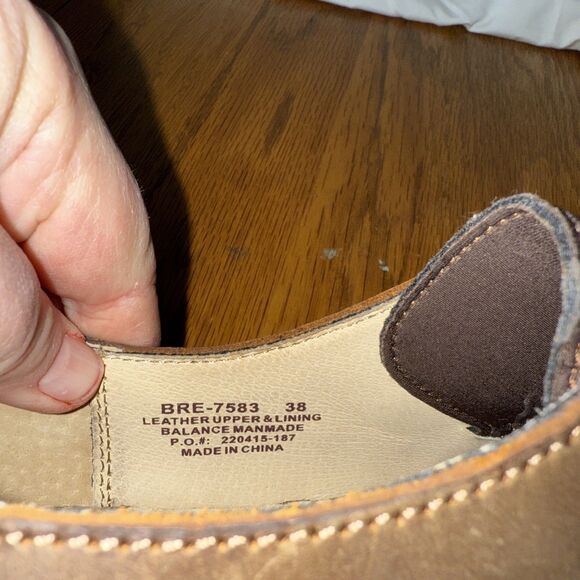 Alegria Clogs Women 8 Maroon Gold Hook N Loop Comfort Logo EUR 38 - Picture 7 of 7